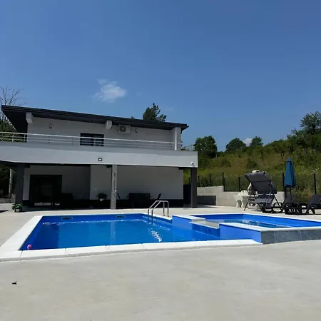 Imperium Indoor & Outdoor Pool Riverfront Bjelasnica View Villa *