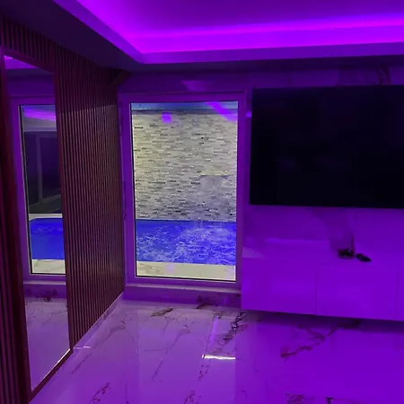 Imperium Indoor & Outdoor Pool Riverfront Bjelasnica View Villa Saraievo