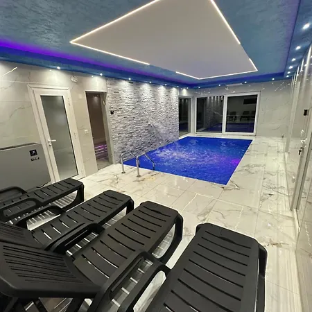 Villa Imperium Indoor & Outdoor Pool Riverfront Bjelasnica View Saraievo